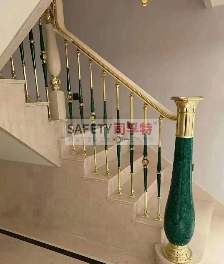 常见的铜艺楼梯有哪些类型[司孚特铜艺楼梯](图3)